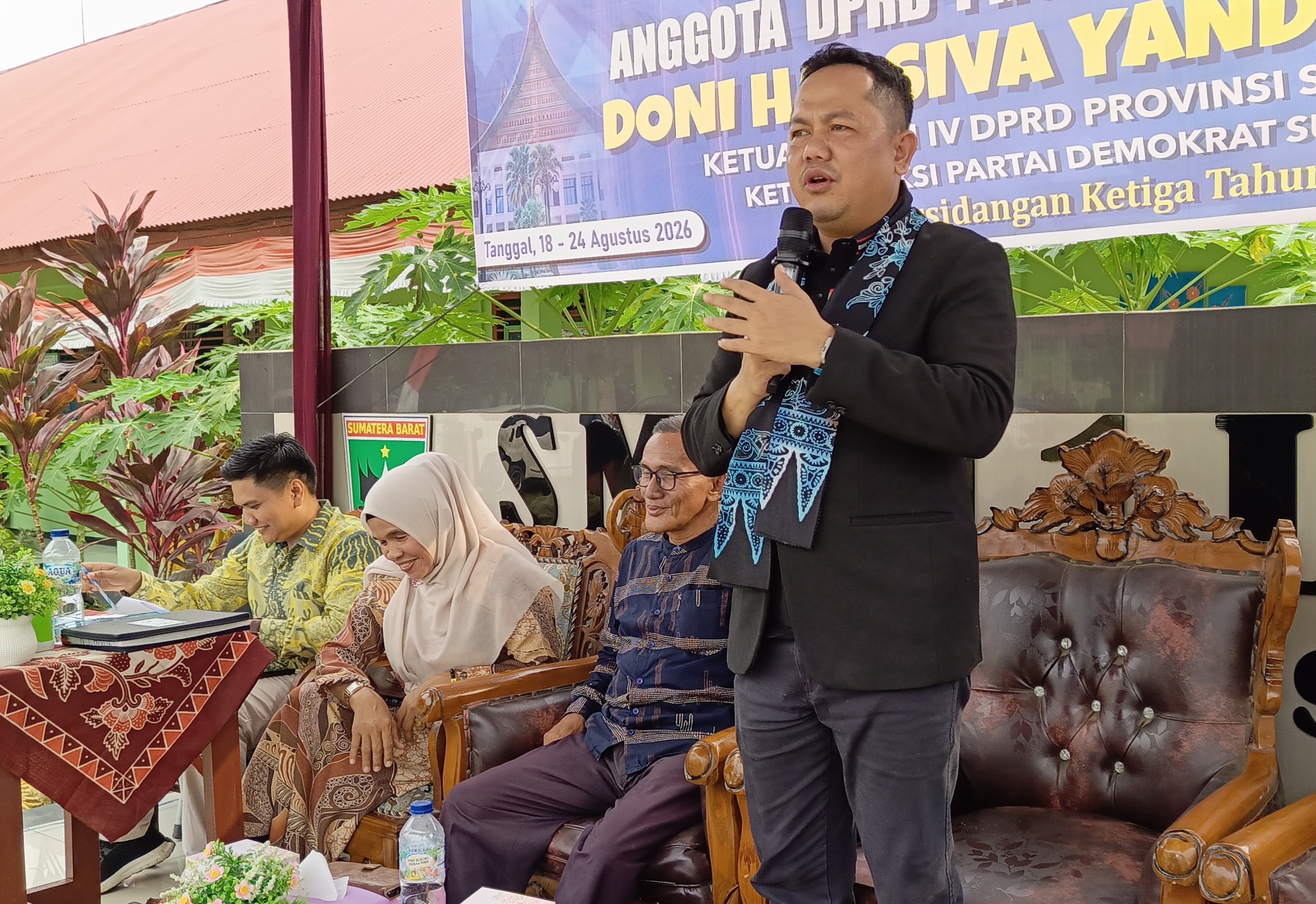 Sambutan dan Jawaban Aspirasi dari Ketua Komisi IV DPRD Sumatera Barat Sambutan dan Jawaban Aspirasi dari Ketua Komisi IV DPRD Sumatera Barat