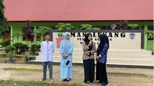 Santapan Rohani, Edukasi Mitigasi Bencana, dan Kampanye Akbar OSIS Warnai Jumat Inspiratif di SMAN 1 Lunang