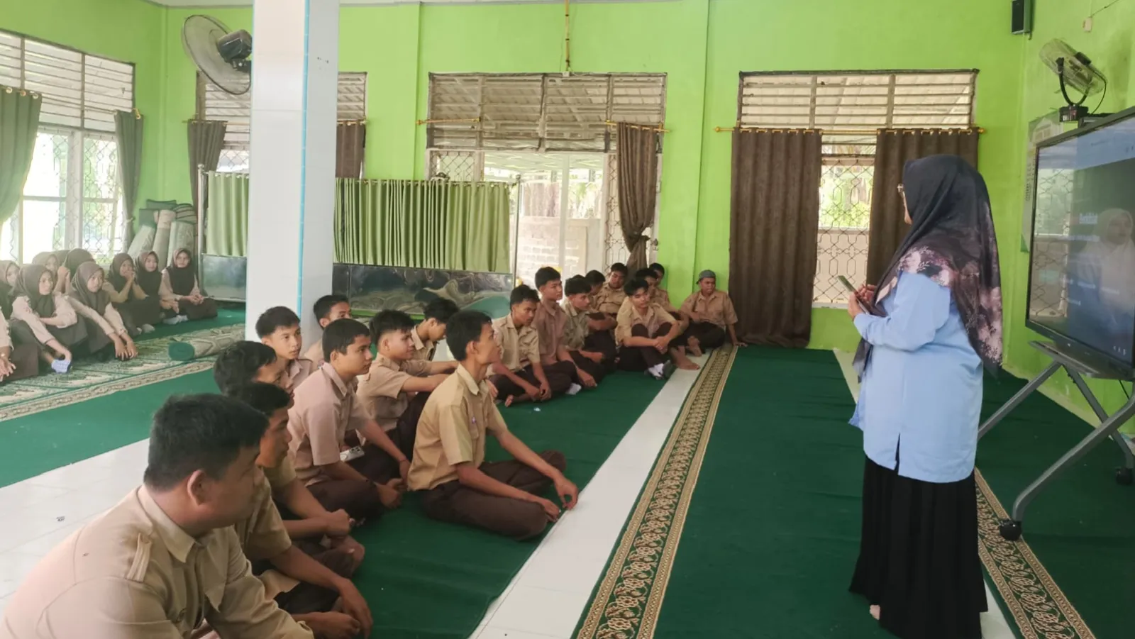 Kolaborasi Edukatif dengan KUA Kecamatan Lunang